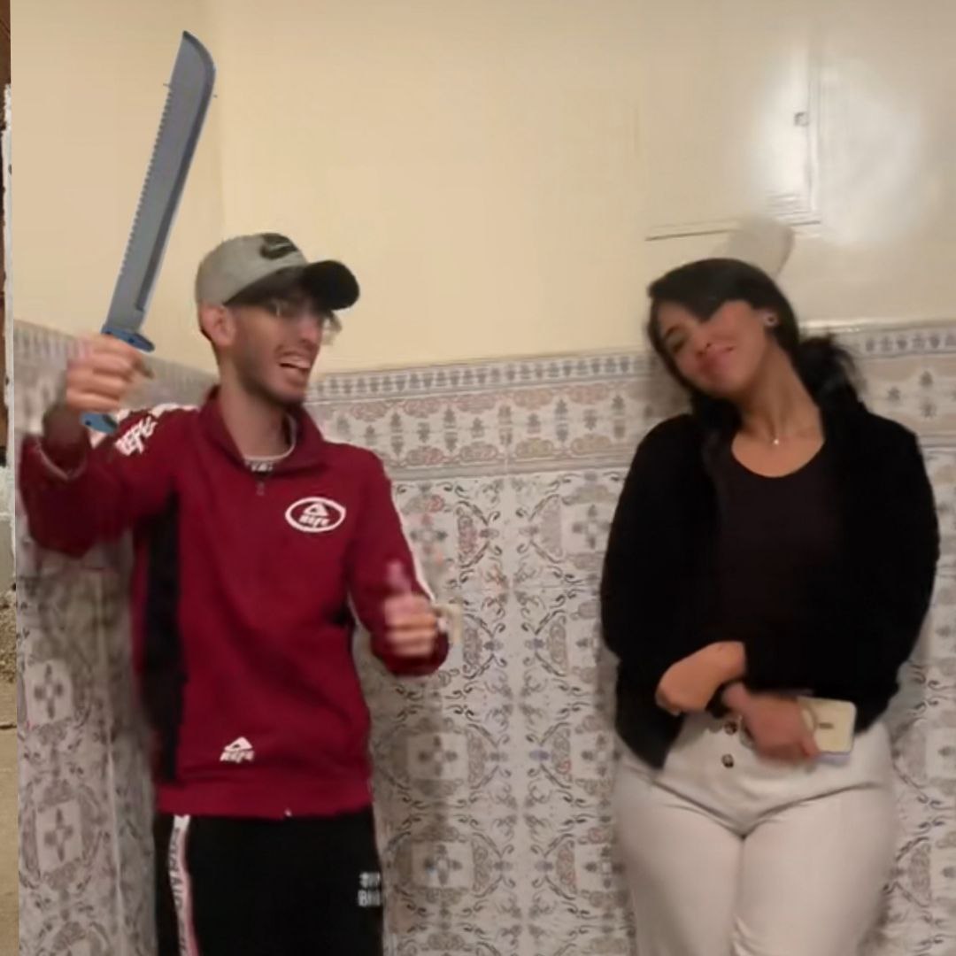 الدليل 2 - ساعات مزورة